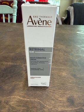 Avene White and Gray Retrinal Multi-Corrective Cream